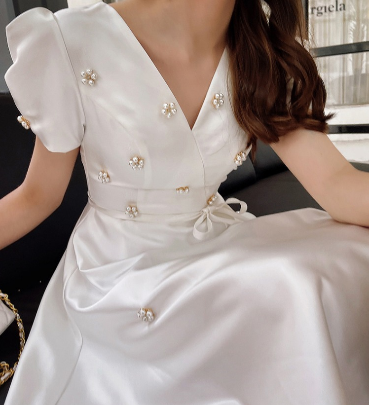 2022 Summer New High Level French Temperament Satin Dress Pure Color Celebrity Dress Women