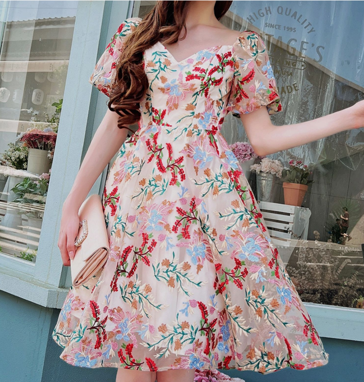 2022 New Palace Style Heavy Industry Embroidery Dress Summer Girl