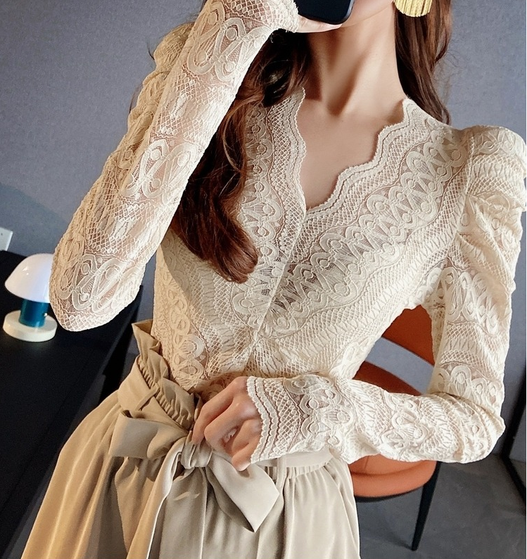2022 New Sexy Slim V-Neck Lace Backing Shirt Early Autumn Women's Long Sleeve Top